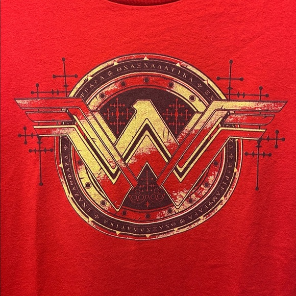 Red Wonder Woman T-Shirt - Picture 2 of 5